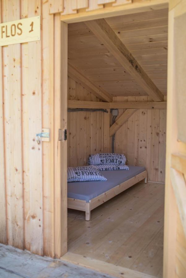 Kamp Na Otoku - Ljubno Ob Savinji Hotell Eksteriør bilde