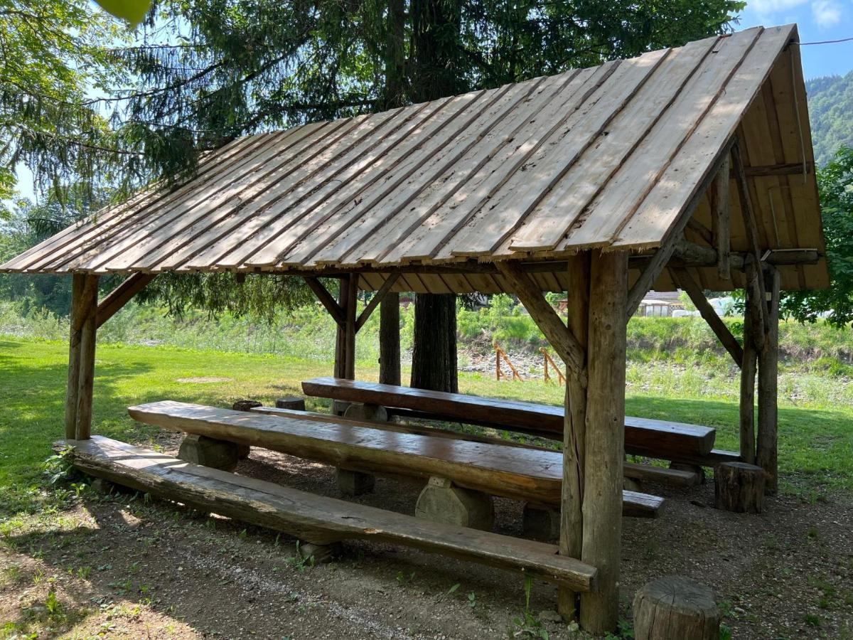 Kamp Na Otoku - Ljubno Ob Savinji Hotell Eksteriør bilde